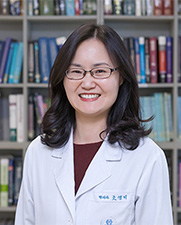 Yong-Mee Cho