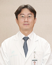 Hyun-Woong Cho