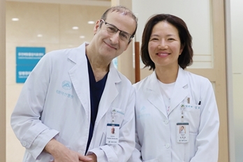 Dr. Ronen Berkovitz from Israel - Division of Breast Surgery 